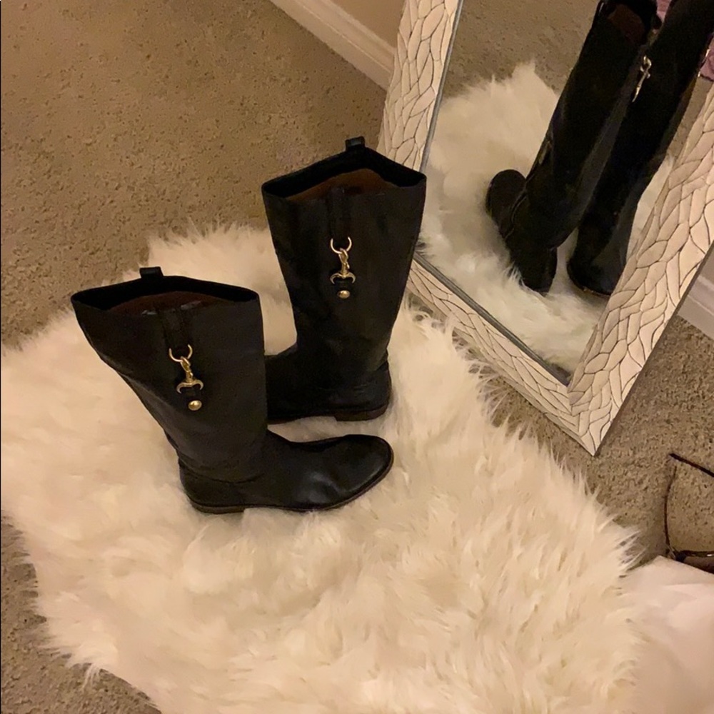 Beautiful Black Leather Coach Riding Boots